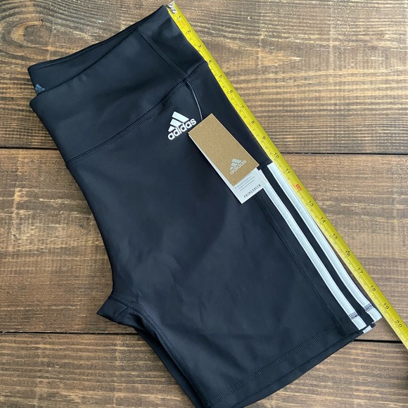 Adidas | Bike Shorts XL - Picture 8 of 9